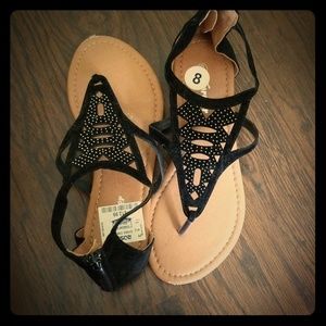 Black flat sandals